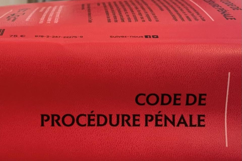 Quelle est la date d’entrée en vigueur du nouveau Code de procédure pénale ? 